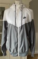 Nike Jacke Windjacke Herren grau weiß S original Schleswig-Holstein - Hohenaspe Vorschau