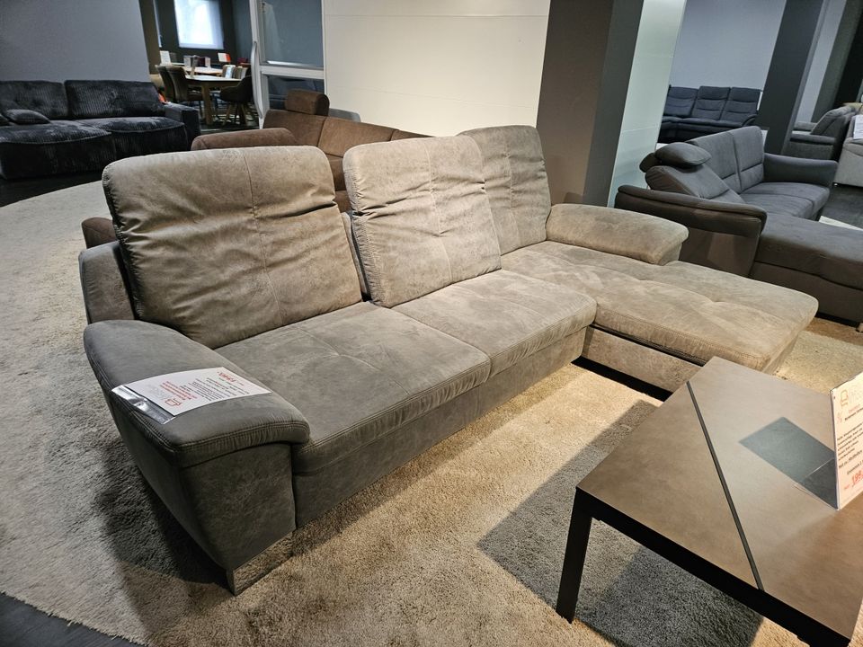 NEU Wohnlandschaft Couch Sofa 3x Sitztiefenverstellung Federkern in Bocholt