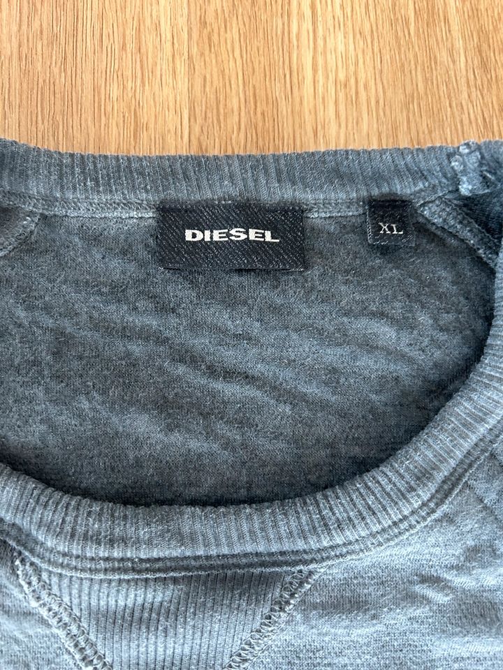 DIESEL Pullover Herren in grau, Gr. XL in Reichenbach an der Fils