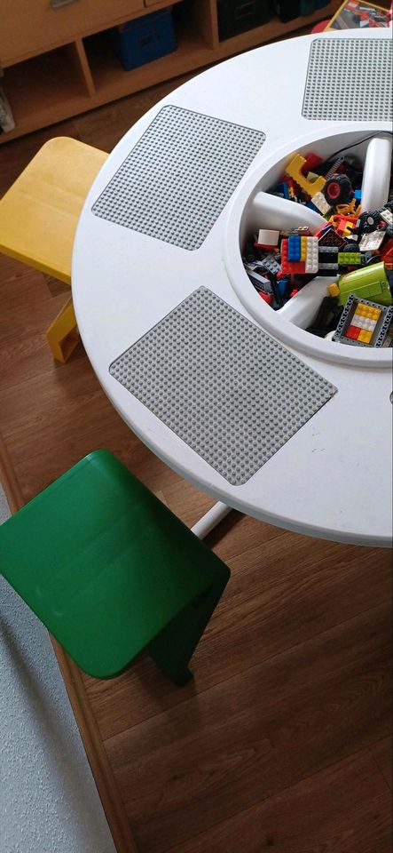 Legotisch Spieltisch in Surberg