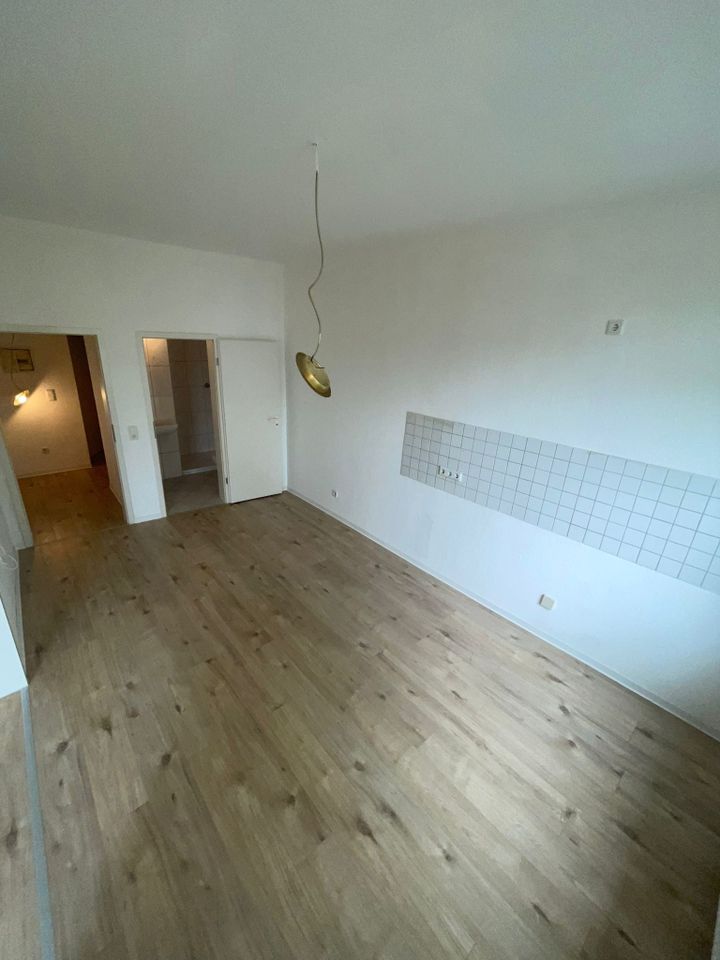 Frisch Renovierte 1 Zimmer Wohnung in Recklinghausen! in Recklinghausen