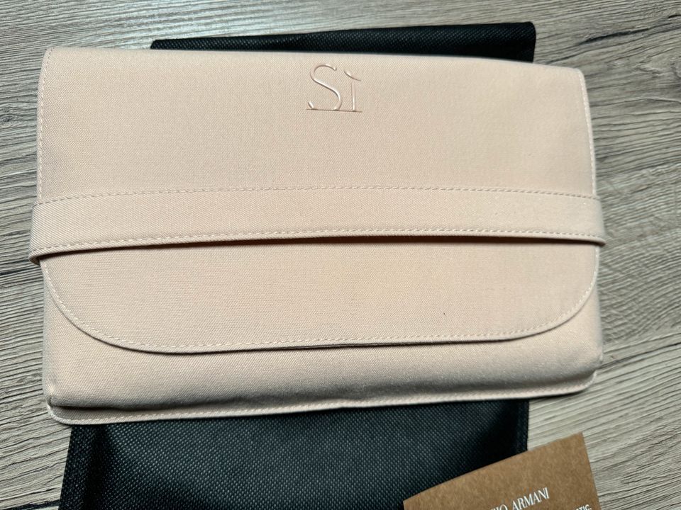 Giorgio Armani Beauty Tasche Nude - Neu in Kempten