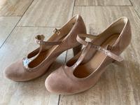 Neuwertig Pumps von Clarks artisan Gr. 39 altrosa Baden-Württemberg - Weissach Vorschau