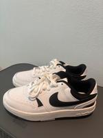 Nike Gamma Force Weiß Schwarz Damen Gr.38 Bayern - Lohr (Main) Vorschau