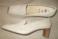 Neu, ara, Gr. 41 , UK 7, G, Pumps, Marken Schuhe, Abendschuhe Niedersachsen - Winsen (Aller) Vorschau