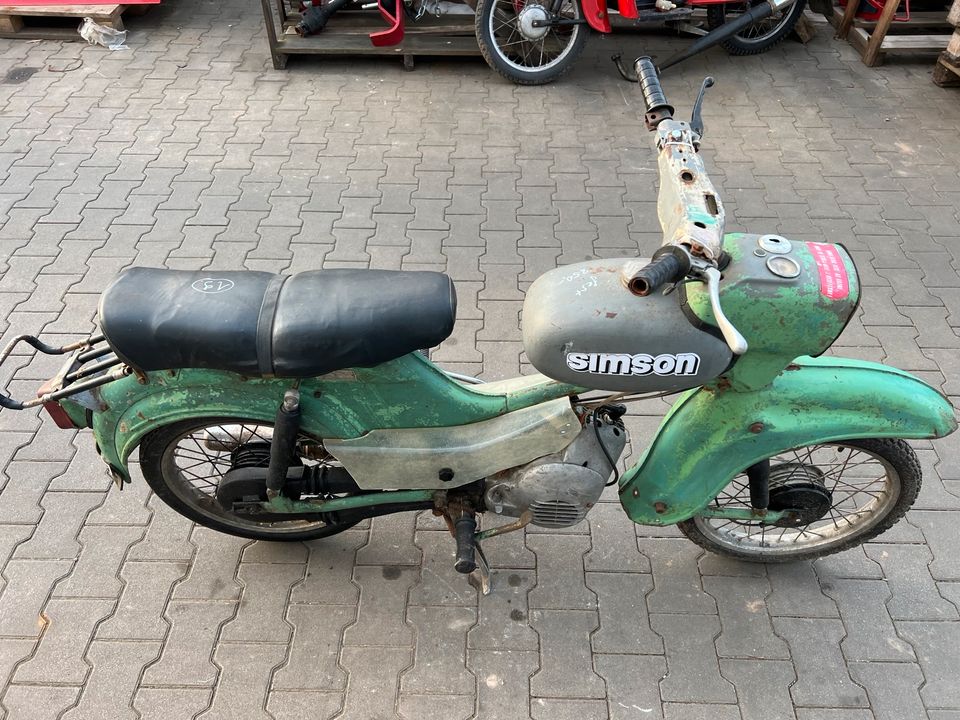 Simson Star SR4-2/1 SR4 1976 Moped Mofa Roller E122 in Osterweddingen