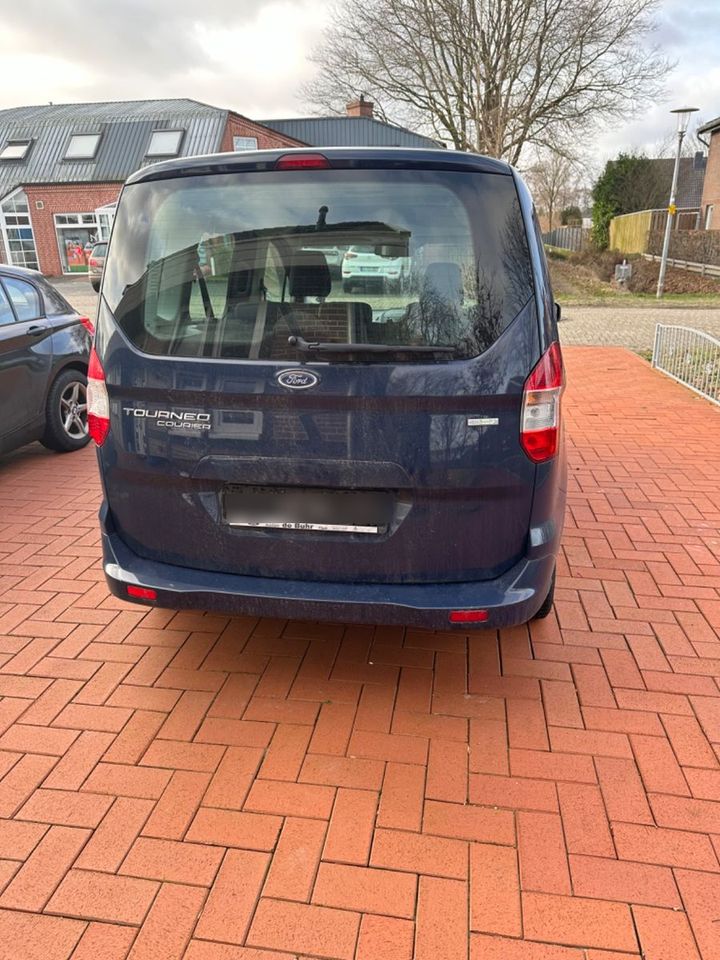 Ford Tourneo Courier 1.0 EcoBoost 74kW Ambiente A... in Surwold
