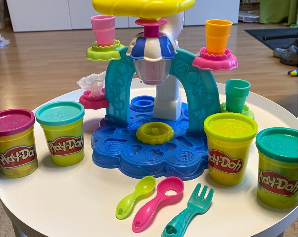 Play Doh Knete Eiscreme Eisbecher Set * TOP in Altdorf bei Nürnberg