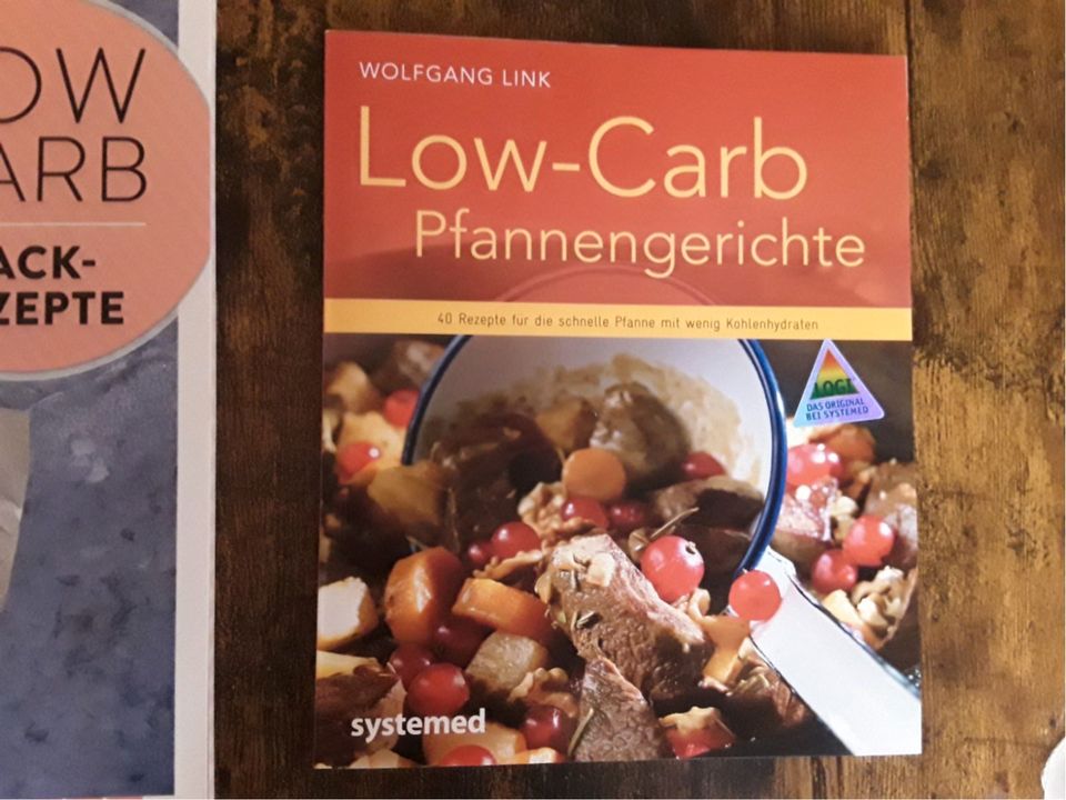 Low Carb Koch-/Backbücher, neu und neuwertig in Altdorf