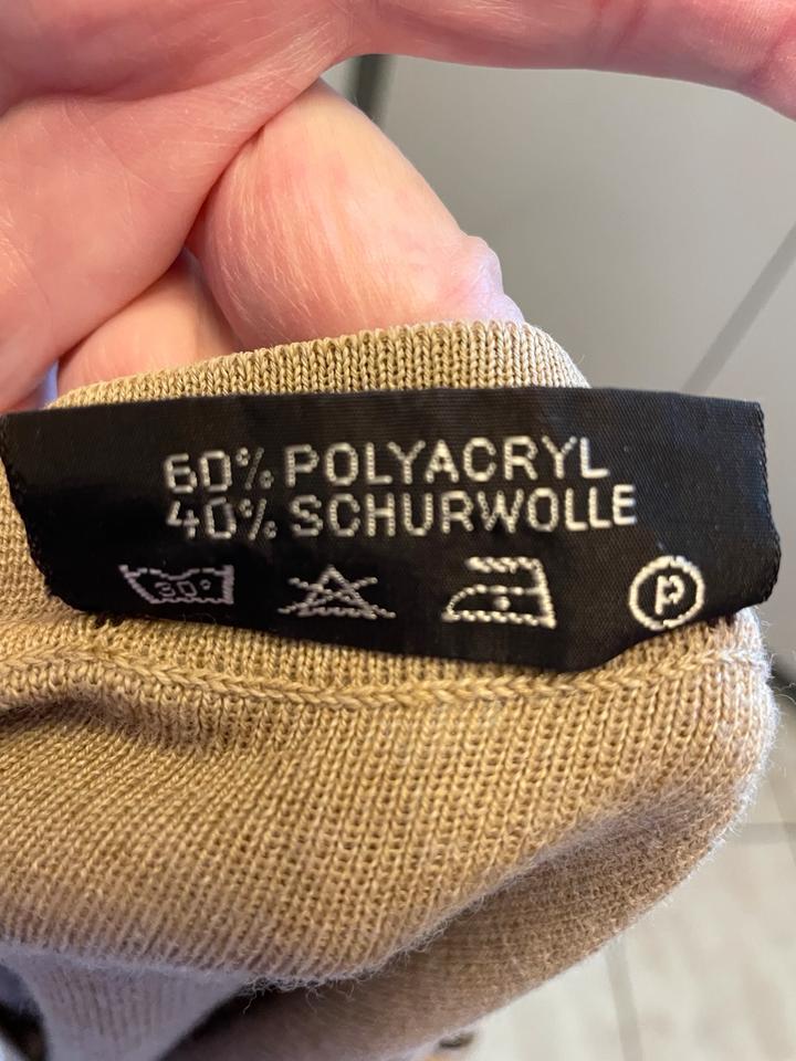 Wunderschöne Herren, Strickweste, Wolle Mix, Größe 52, beige in Delmenhorst