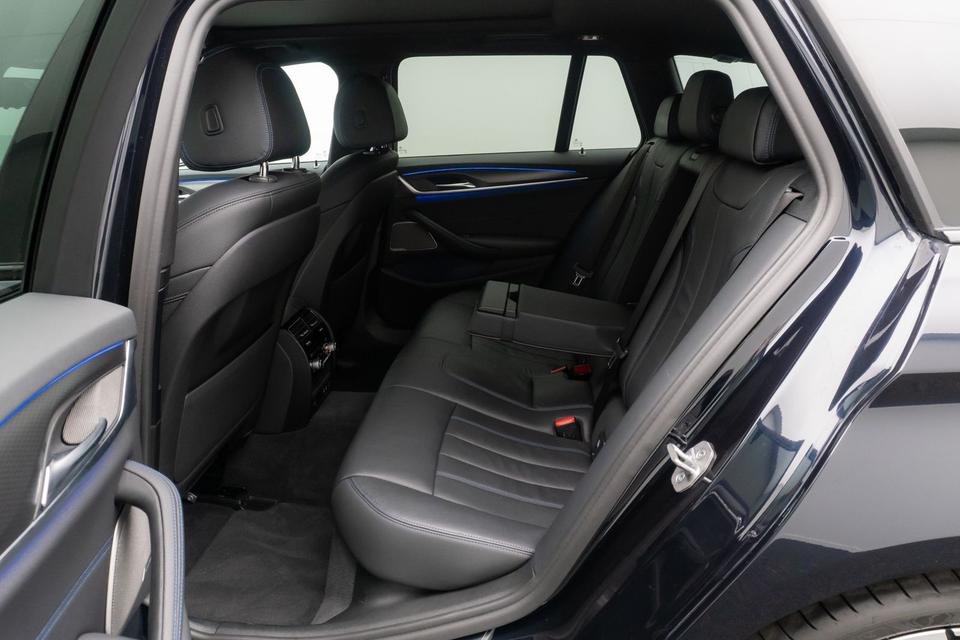 BMW 540d xD M Sport Panorama HUD H/ K DAB SoftClose in Isernhagen