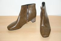 Braune Stiefeletten mit 5cm Absätzen in der Gr.47! NEU! Wandsbek - Hamburg Farmsen-Berne Vorschau