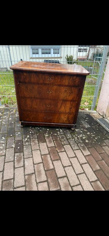 Schöne  Biedermeier Kommode in Laupheim