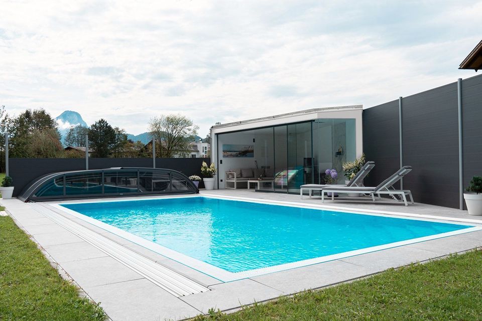 Pool Komplettset Infinity® Bay mit Überlauf-Schwimmbecken und optionaler Poolüberdachung / elektrischem Rollo, Poolgröße 3,0 x 7,0m in Winklarn