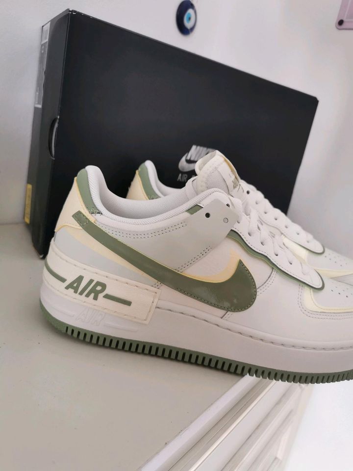 Nike Air Force 1 shadow khaki - neu gr 40,5 in Essen