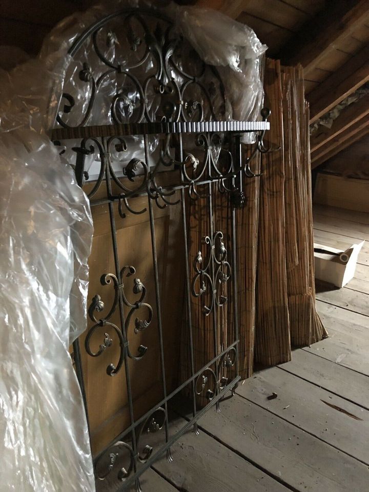 Vintage Garderobe Gusseisen in Eisenbach (Hochschwarzwald)