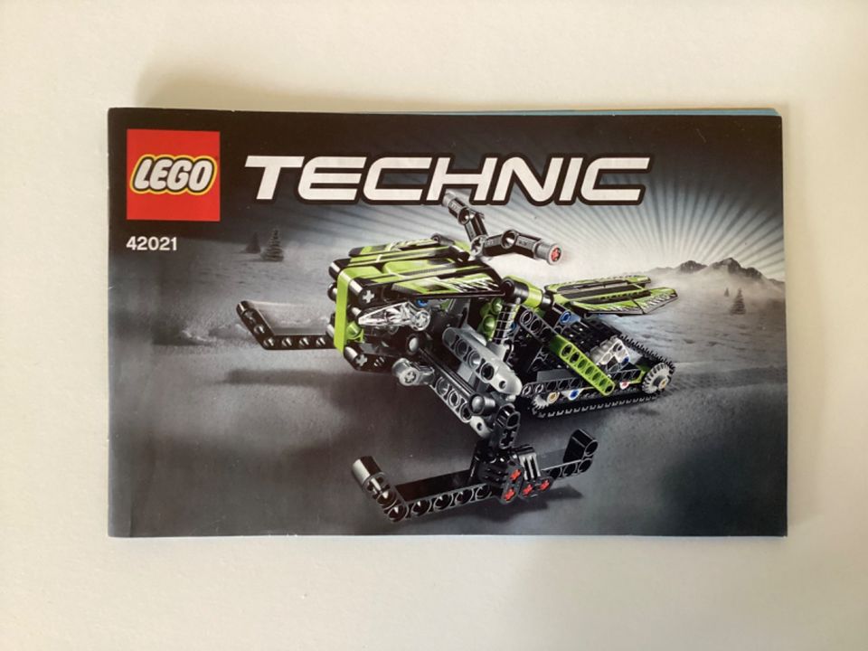 Lego Technic 42021 Schneemobil in Mönkeberg