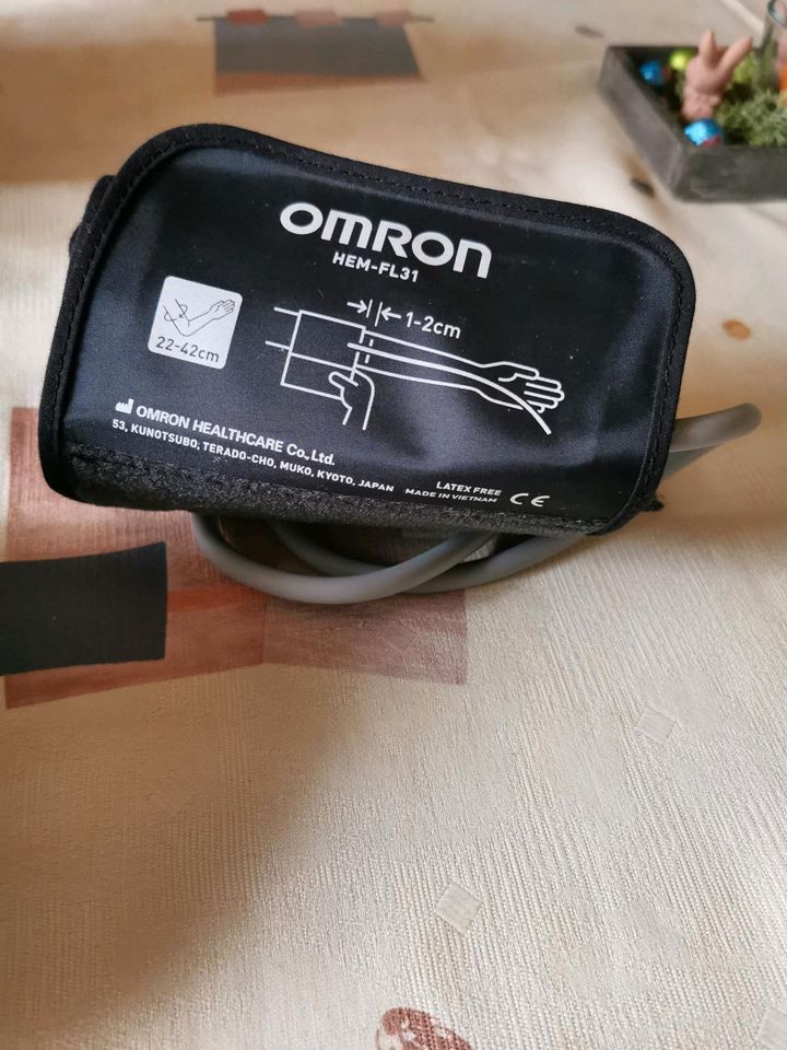 Blutdruckmessgerät Omron M 400 in Maxdorf