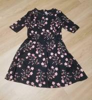 Bodyflirt Kleid Blumen schwarz, Größe 42, neu Hessen - Ebersburg Vorschau