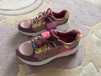 NEU! Skechers Sneaker, Memory Foam, zarte Sommerfarben, Gr. 38 Altona - Hamburg Rissen Vorschau