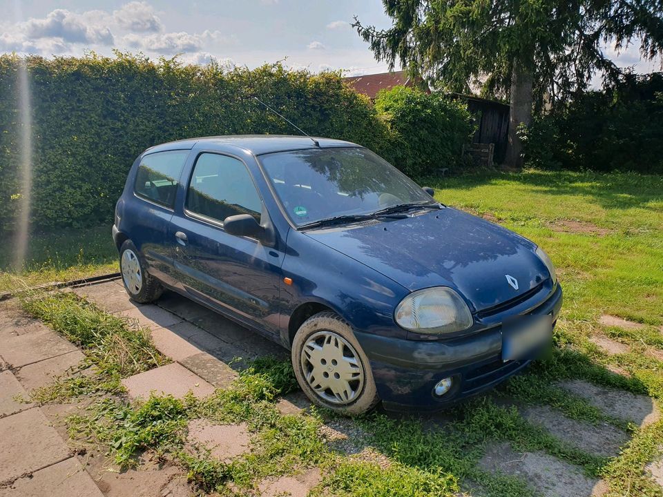 Renault Clio 1,4I 75PS in Herbertingen