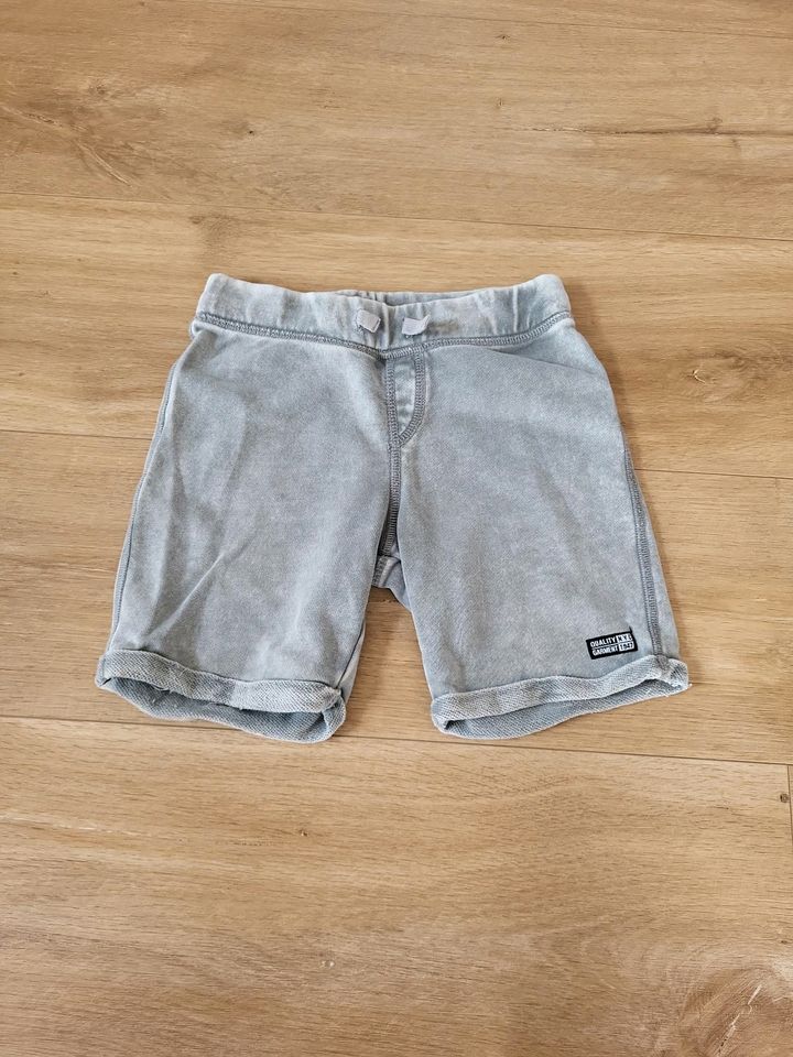 Shorts/ kurze Hose/ H&M/ Gr.98 in Grünberg