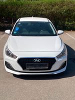 Hyundai i30 Kombi, 1.4  Select, 74kw, 5 Türen Bayern - Günzburg Vorschau