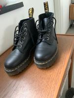 Dr. Martens, Stiefelen, schwarz,2x getr.Np über 200€, Gr. 40 Bayern - Kaufbeuren Vorschau