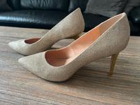 Buffalo Pumps High Heels - Gold Glitzer - Größe 40 Nordrhein-Westfalen - Oberhausen Vorschau