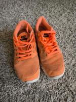 Nike Sneaker orange 38 37,5 Schleswig-Holstein - Bad Oldesloe Vorschau
