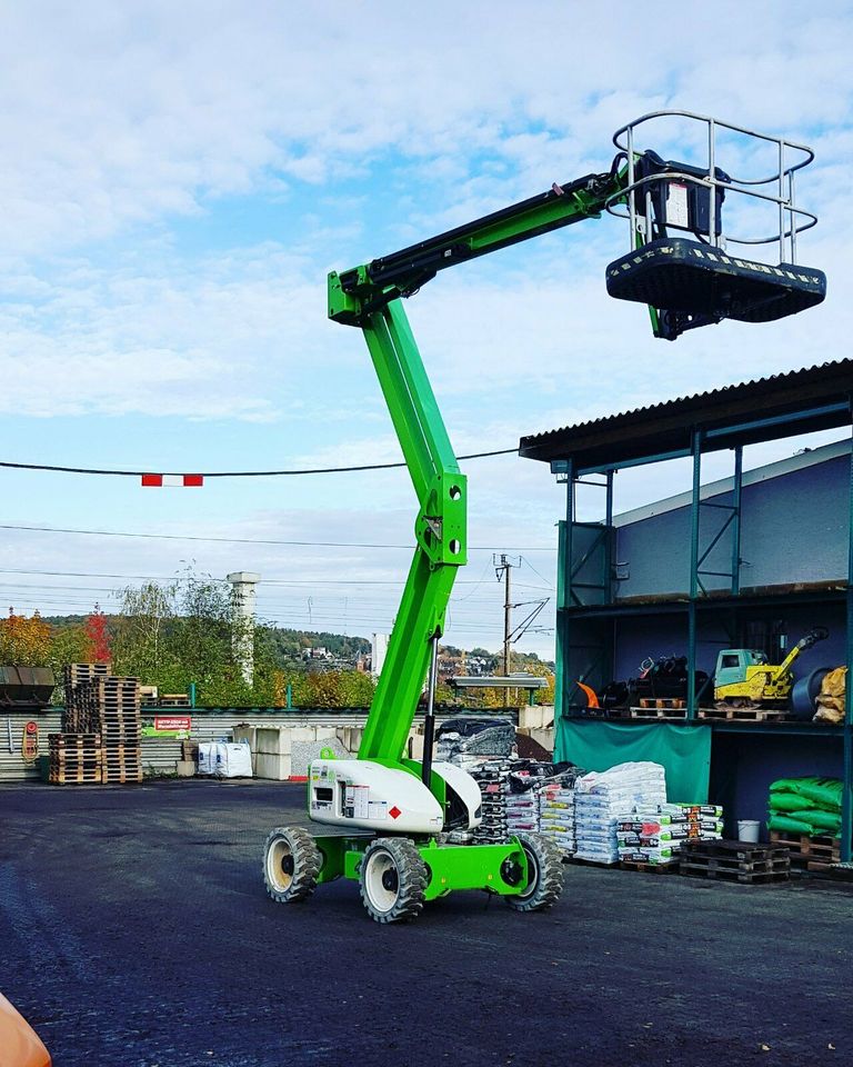 Wir suchen-kaufen Baumaschinen Bagger Radlader ectr. alle Marken in Goldbach