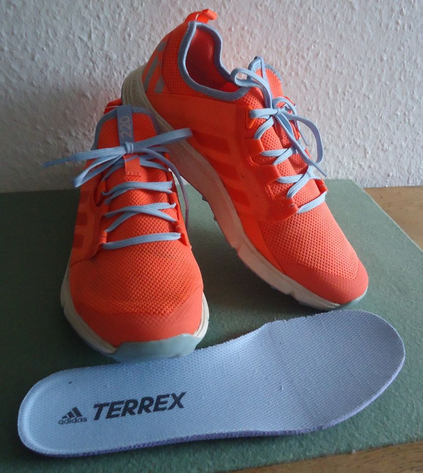adidas Sneaker - Terrex 220 – Gr.39 – orange - Trailrunningschuhe in Erkrath