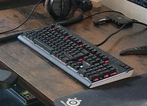 Corsair Strafe RGB - Gaming Tastatur in Jena