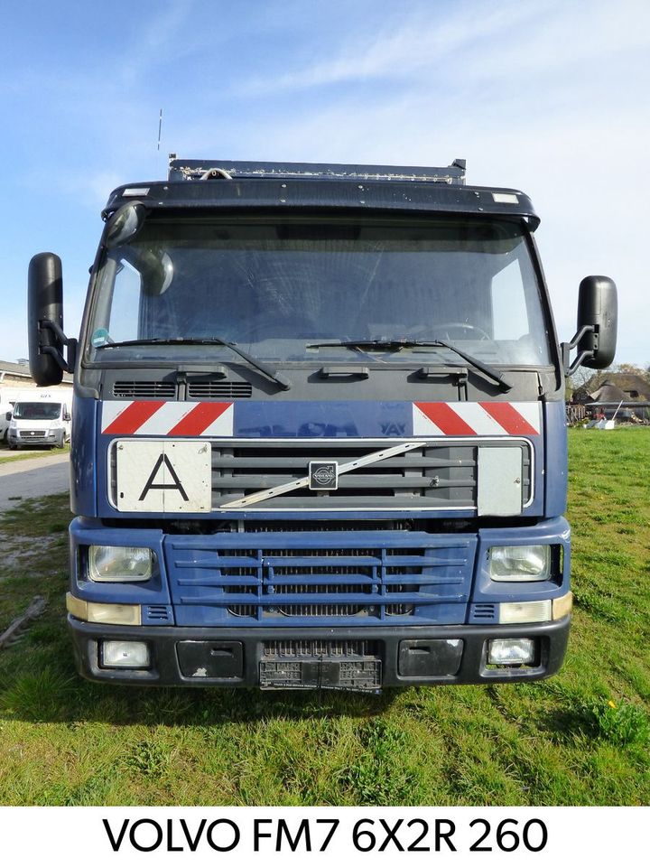 Volvo FM7-6X2R Schadstoff-Mobil Entsorgung in Wittenburg