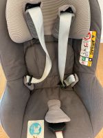 Maxi Cosi 2 way Pearl in grau Nordrhein-Westfalen - Hilchenbach Vorschau