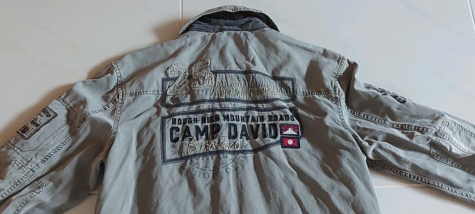 Jacke Gr. M Camp David khaki in Taunusstein