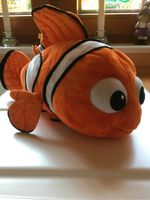 Disneyland Paris "Nemo" Plüschtier Findet Nemo Fisch Nemo 36 cm Nordrhein-Westfalen - Ruppichteroth Vorschau