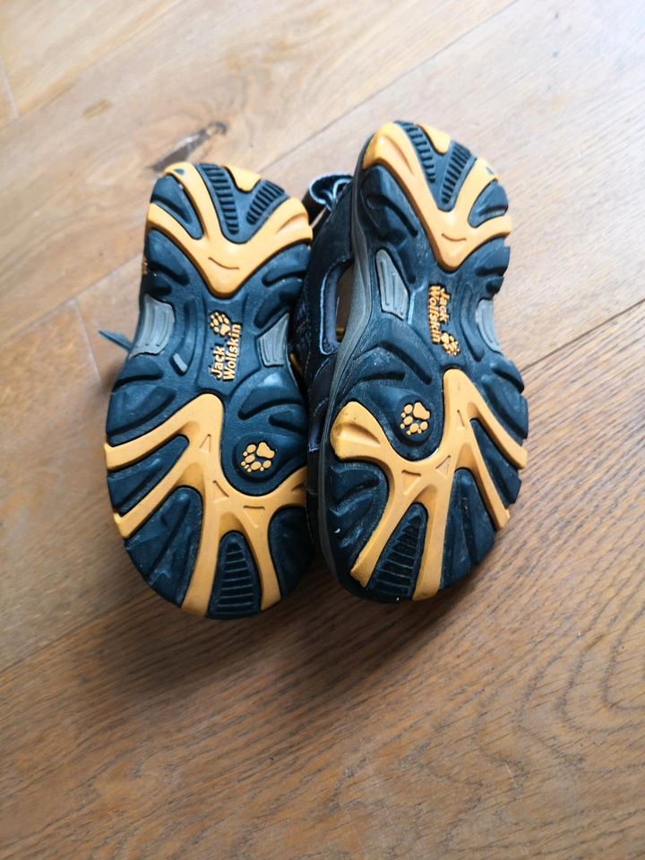 Sandalen geschlossen Jack Wolfskin 31 in Landshut