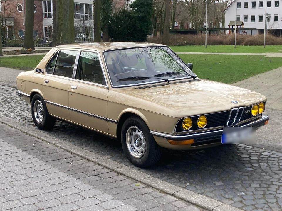 BMW 525, E12, Top Zustand, einmalige Ausstattung in Osnabrück