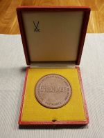 Medaille Porzellan Meissen "Ehrengabe" Berlin - Biesdorf Vorschau