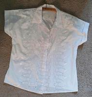 Bluse mit Spitze, Größe 42, XL Sachsen - Riesa Vorschau