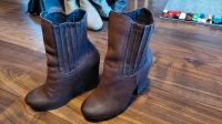 TOP Damenstiefel Größe 36 braun mit hohem Absatz Lederimitat Nordrhein-Westfalen - Bottrop Vorschau