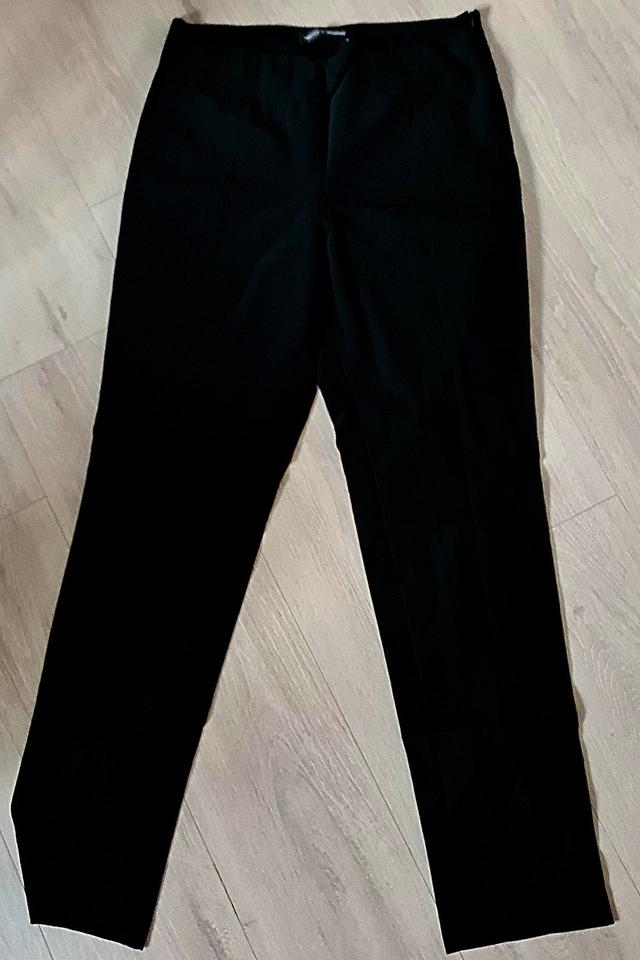 1 Hose/Hindahl+Skudelny + 3 Shirts/Pullover/Bluse/ div. Marken - in Kiel