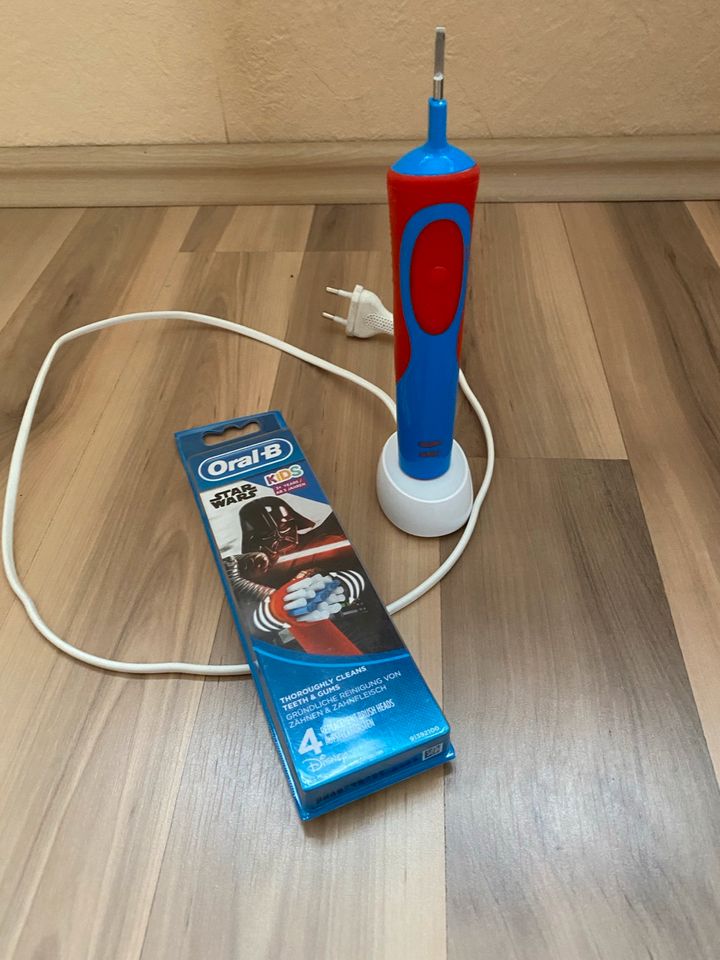 Oral B elektrische Kinderzahnbürste Star Wars in Dillingen (Saar)