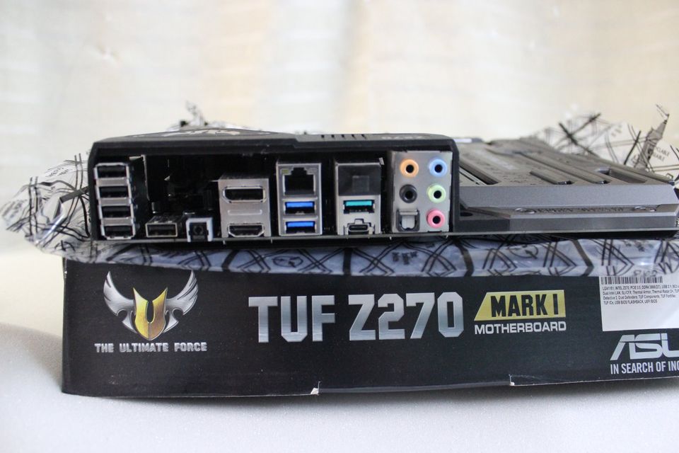 Asus TUF Z270 MARK 1 + Intel Core i7 7700K + Win 10 Pro in Syke