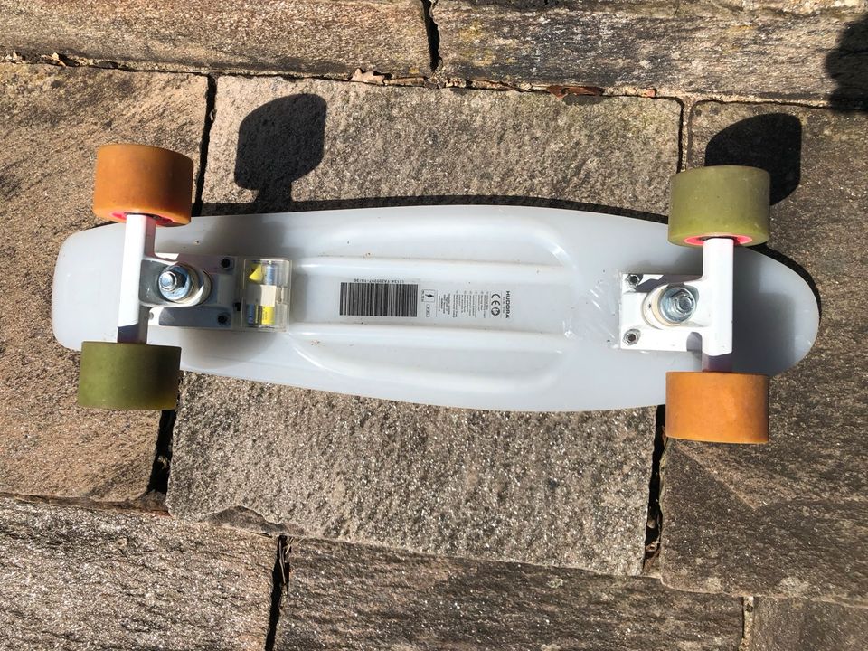 Hudora Skateboard Rainglow LED-Beleuchtung in Bönningstedt