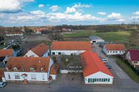 Weitläufiger Gutshof auf 4 Hektar Land zum Eigennutz oder als Anlageobjekt! Sachsen-Anhalt - Genthin Vorschau