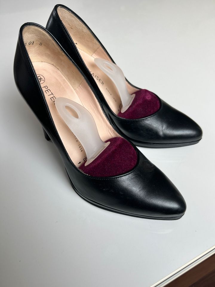 Damen Peter Kaiser Schuhe Pumps Größe 35,5 Schwarz Leder in Rüssingen