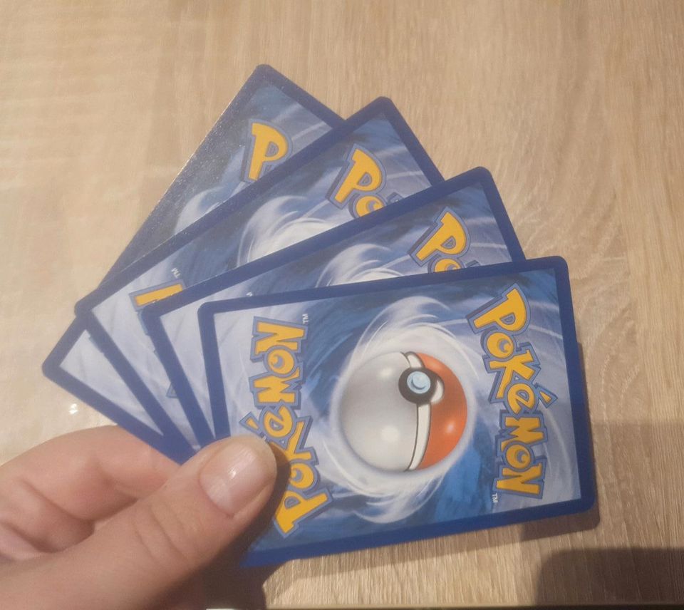 Pokemonkarten Echohorn Playset Schaurige Herrschaft 136/198 in Oberhausen