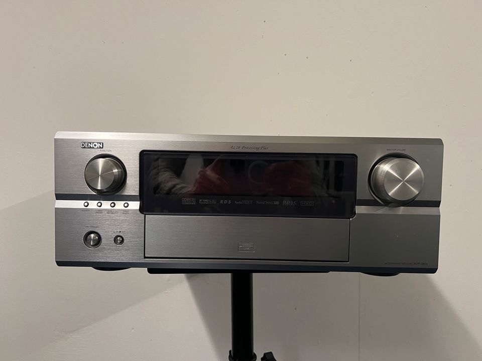 Denon AVR-3805 Receiver Silber in München